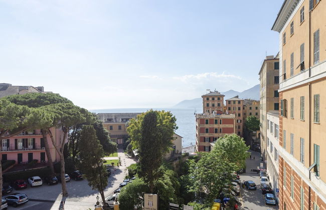 JOIVY Bright Apt For 5, Near Beach, In Camogli - Foto 1