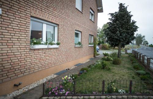 Ferienwohnung Landhaus Swisttal - In der Nähe Phantasialand Brühl und Palmenparadies Therme Euskirchen - Foto 34