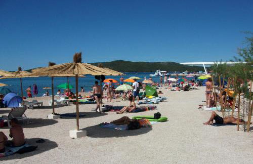 Family friendly house with a swimming pool Sibenik - 24444 - Foto 3