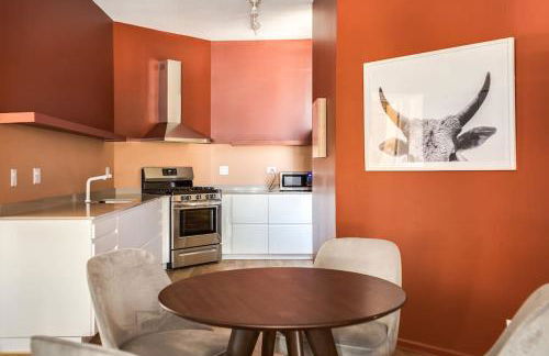 Beautifully Remodeled Second Floor Flat in River North - 2N - Foto 4