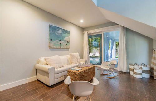 LUXURY VACATION HOME! ADD A GOLF CART!! - Photo 11