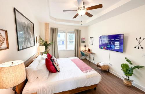 The Prairie Suite Newly Built Upscale Central - Photo 10