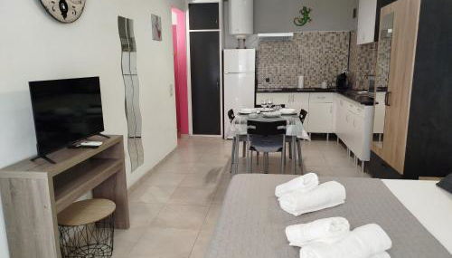 Agradable apartamento en el centro de Roses - Foto 5, towels, stove