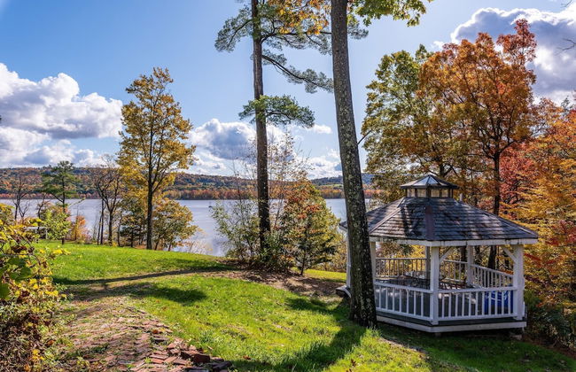 Shakespeare on the Hudson by Avantstay Two Home Buyout on the Hudson River! 22 Bedrooms! - Foto 21