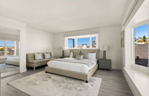 Pacific Perfection - Ocean Views Jacuzzi Walk to Beach and Dining - Photo 38