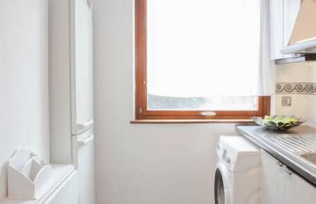 Stylish Apartments next to Buckingham Palace - Photo 24