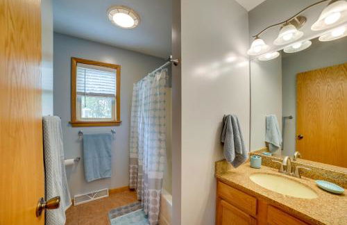 Walk to Beach, Lake Edinboro Views Camp Dickson - Foto 13