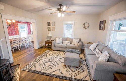 Lakeside Vineyard Farmhouse - Foto 19