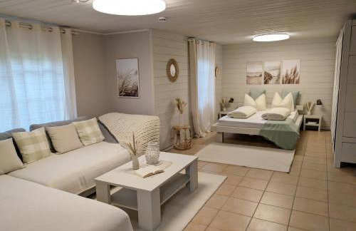 Ferienwohnung Blütenzauber in Idyllischer Lage Nähe Bodensee - Foto 4