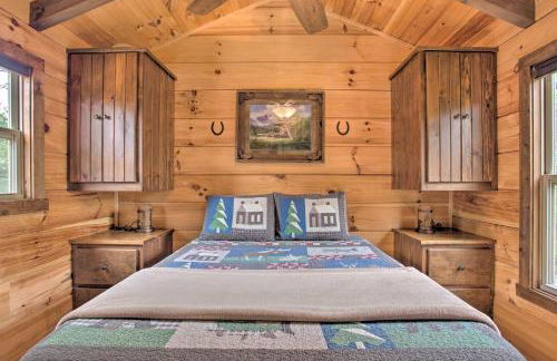 Year-Round Adventure! Rustic Cabin in Mill Spring - Foto 12