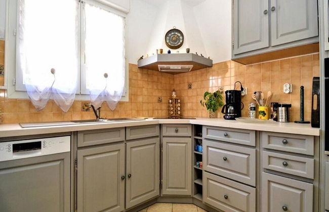 Villa in Occitania With Pool and Garden - Foto 10