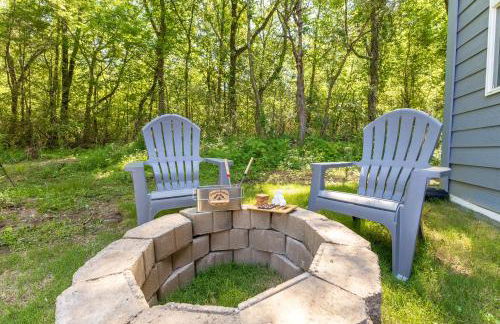 Cozy Villa Stay Gorgeous Views Unit C - Photo 17