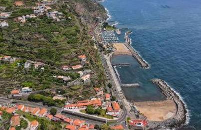 Seaside & Mountain Views & Cozy Calheta Retreat MQ1 - Photo 15