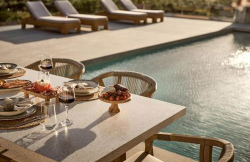 Armela Villa, with Pool & Captivating Views, By ThinkVilla - Foto 6