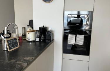 Appartement Design IX - Port du Rosmeur - Sublime Vue Mer - Parking - Foto 13