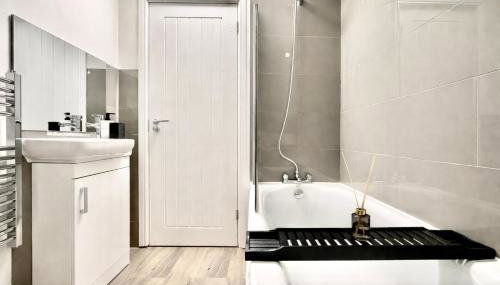 Modern 2BR Flat Sleeps 5 Near Stratford & Westfield - Foto 5