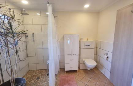 Unter der Linde - Foto 24