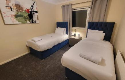 Garland Lovely House with Garden, Watford - Foto 23