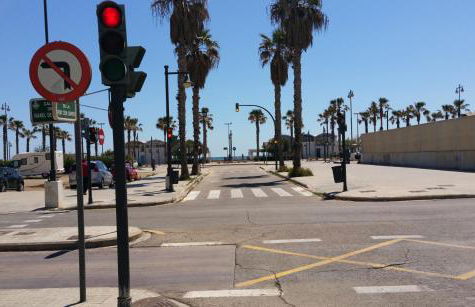 Malvarossa apartment near beach - Photo 12