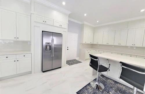 Huge Family Home Near Disneyland & SoCal Beaches - Foto 11