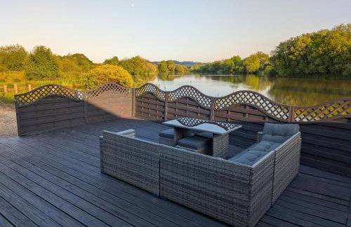 Aylesbury Lodge - Foto 1