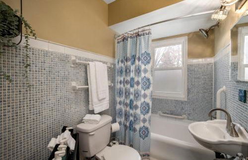 10 Mins To The Big House and Sleeps Up To 10 Guests - Foto 19