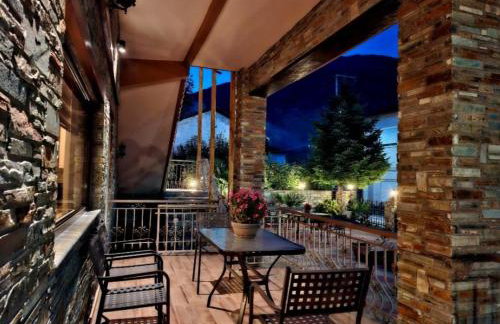 Petroula Suites Pozar - Photo 37