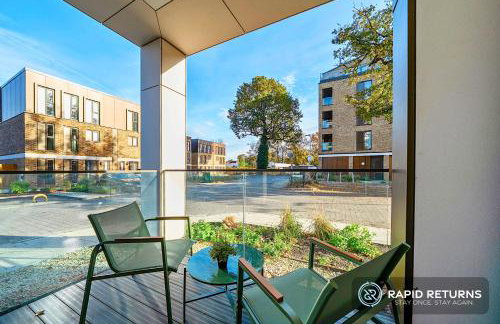 BRAND NEW! Modern & Spacious Serviced Apartments With FREE Parking & Gym by Rapid Returns - Professional Host - Foto 5