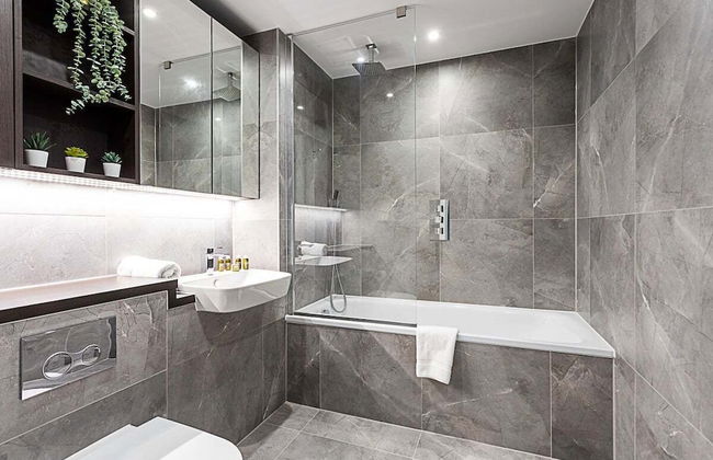 Icon Tower Flat III - Photo 14