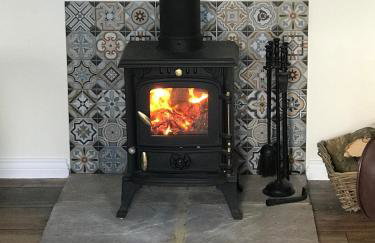 The Piggery, a perfect country hideaway - Photo 21