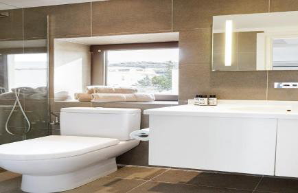 Contemporary Maisonette with Sea View Roof Terrace - Foto 15