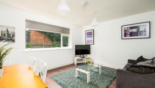 K Suites - Station Road 1 - Foto 1