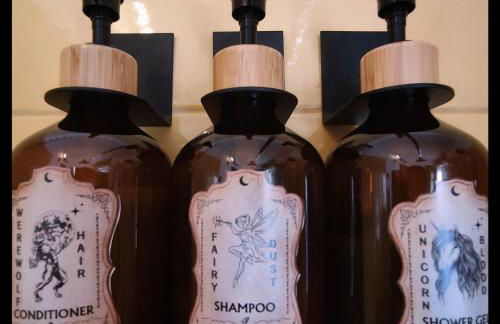 La Tana Rifugio per Maghi e Streghe - Foto 12