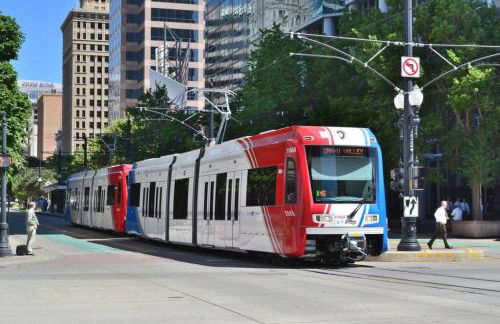 Two Bedroom Loft * Award Winning Beds * Down Town - Foto 18