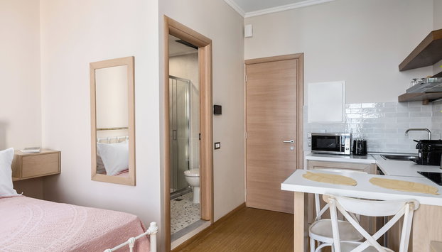 Fotiadis Family Luxury Suites by Konnect - Foto 5, Zimmer