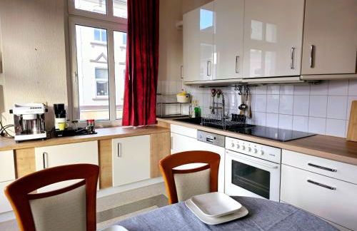 135qm 4 Zimmer Ferienwohnung in Stadtnähe, Wintergarten Parkplatz - Photo 10