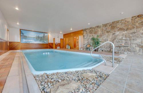 Stunning Calhan Home with Indoor Pool! - Foto 1
