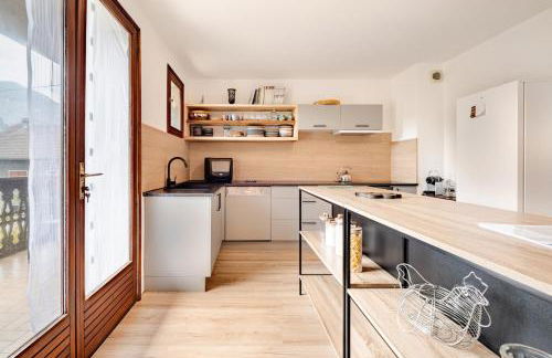 Four Seasons Apartment Ski Access & Mountain Views - Foto 2