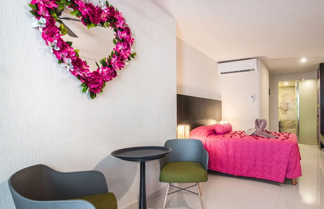 Suites Corazon - Photo 38