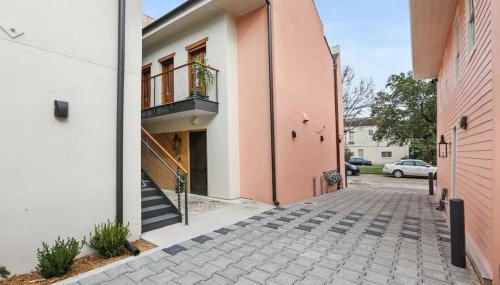 Fab 1838 Garden District 5BR with Parking And Balcony - Foto 5