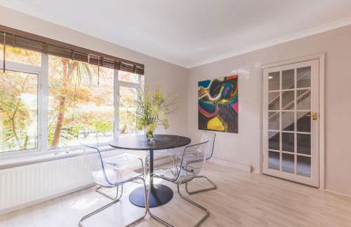 Spacious 3BR Home Huge Garden Free Parking - Foto 7