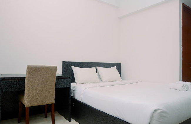 Good Homey and Simply Studio Margonda Residence 3 Apartment - Foto 4