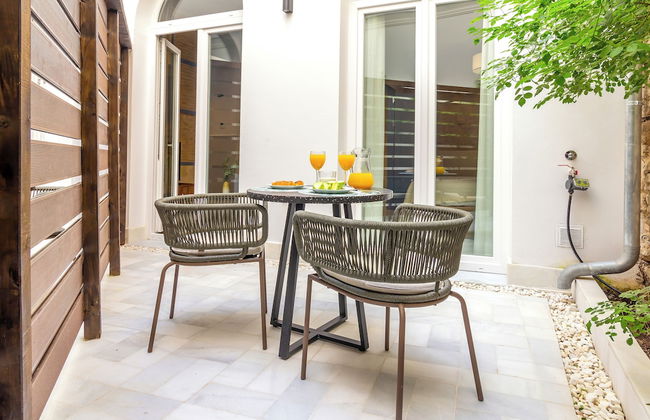 Feelathome San Lorenzo Apartments - Photo 54