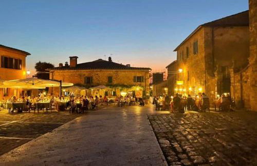 Monteriggioni Castello - Foto 69