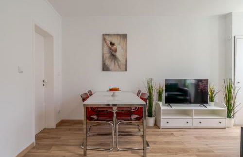 HostWise - Traditional House with Terrace - Foto 27