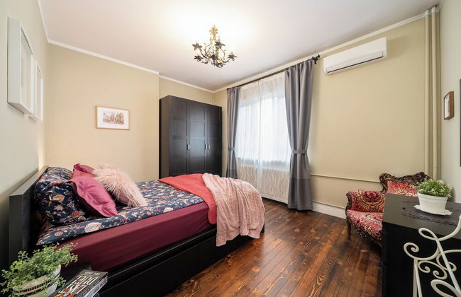 3 BDR Top Center Artistic Apartment - 115 m2 - Photo 7