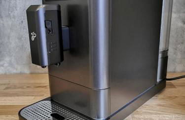 GELI Homes L1 - 2x Zimmer, 2x Kingsize Bett, 1 bis 4 Personen, Parkplatz, TV, Wifi, top Küche, Kaffee, Tee - Foto 13