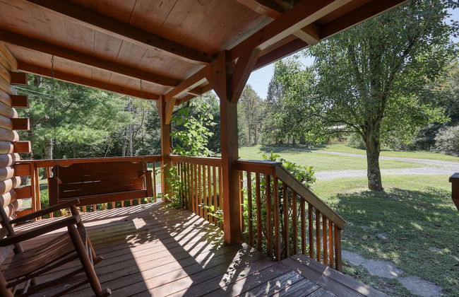 Creek Heaven - 2 Bedrooms, 2 Baths, Sleeps 6 Cabin by RedAwning - Foto 15