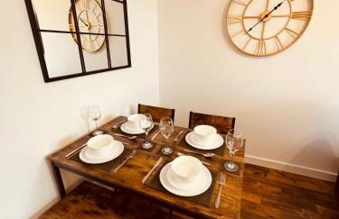 Spanish City View 2, Luxury Sea Front Apartment Free Onsite Parking - Foto 25