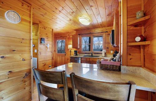 Eagles View Ridge - Gorgeous Mountain Views from the Hot Tub + Firepit - Foto 32